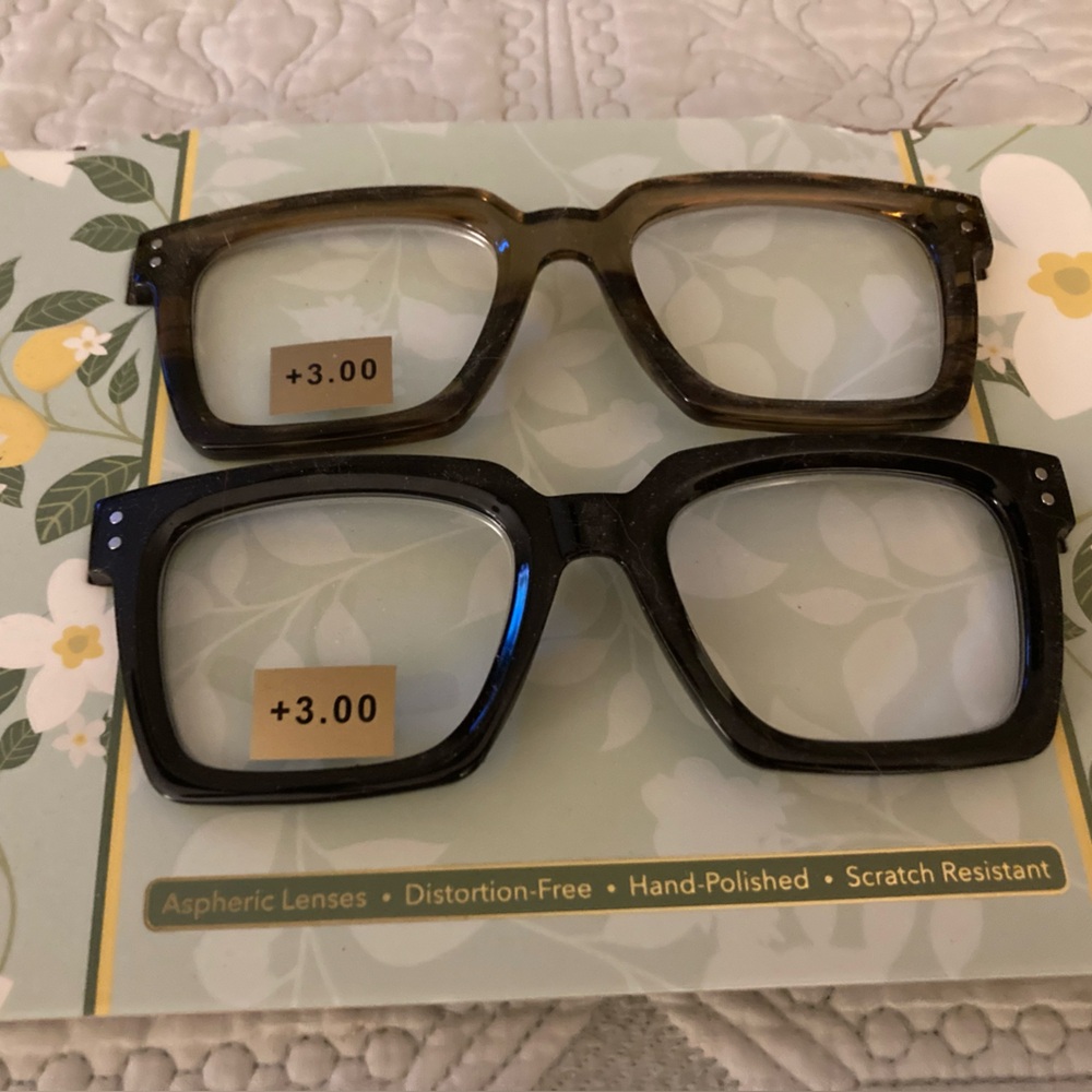 2- New Pair Max Studio Stylish Thick Reading Glasses +300 Both Prs $28